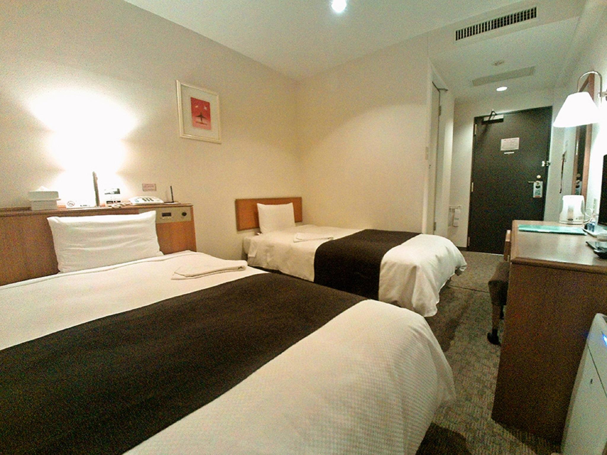 Smile Hotel Tokyo Ayase Ekimae Ngoại thất bức ảnh
