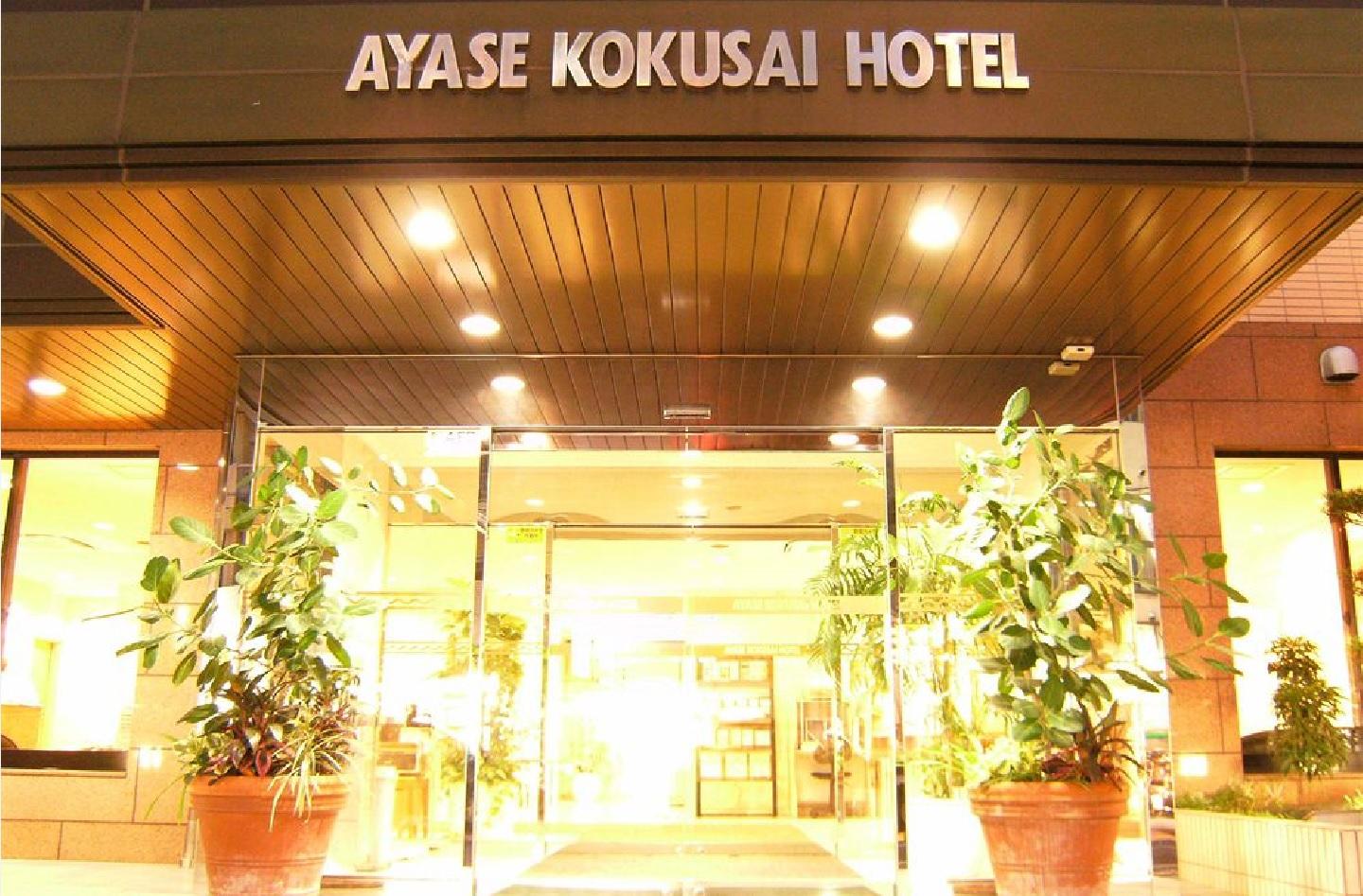 Smile Hotel Tokyo Ayase Ekimae Ngoại thất bức ảnh