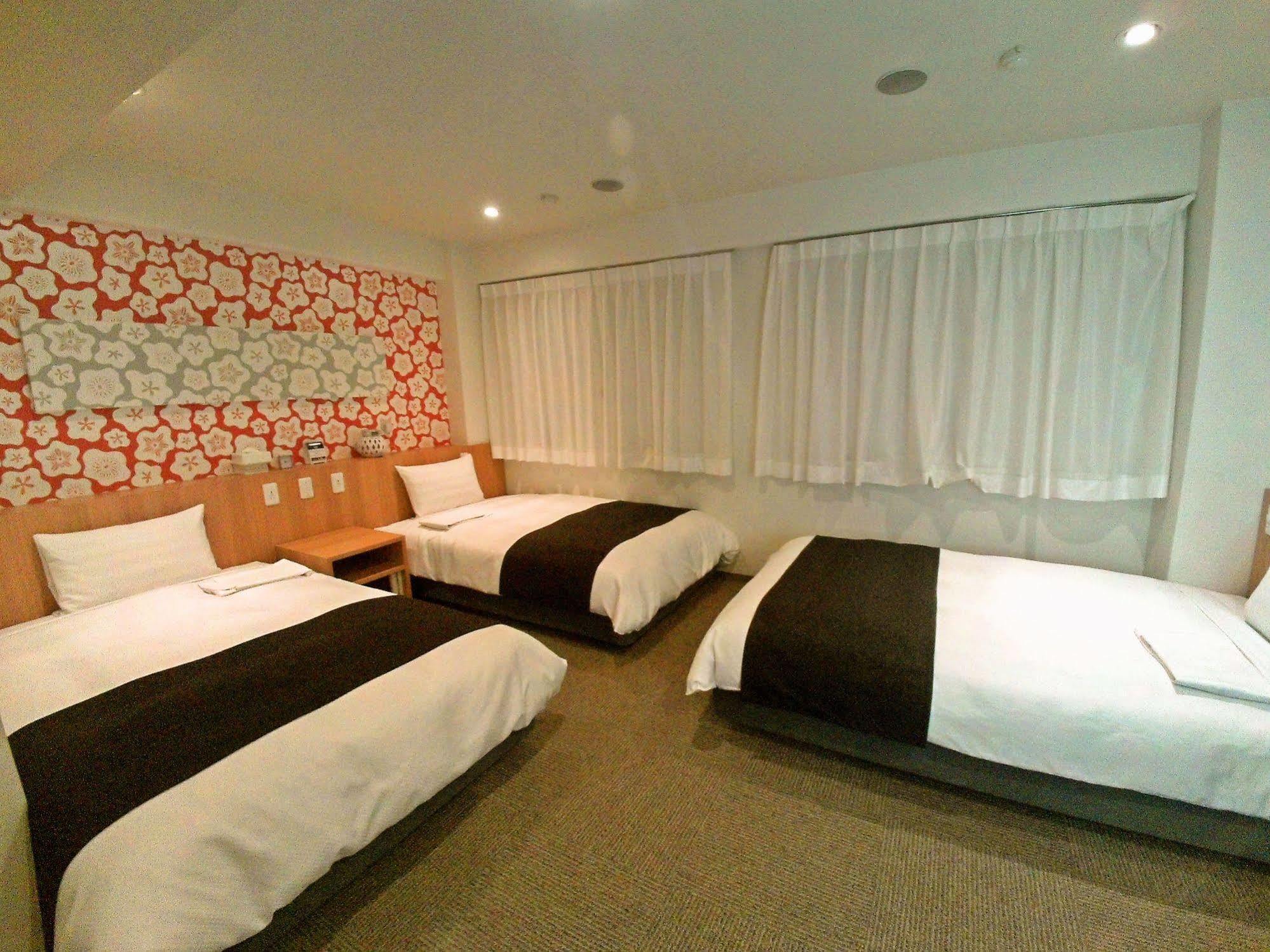 Smile Hotel Tokyo Ayase Ekimae Ngoại thất bức ảnh